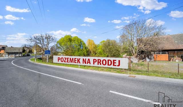 Prodej stavebního pozemku 893 m², Vrbatův Kostelec – Louka, okres Chrudim
