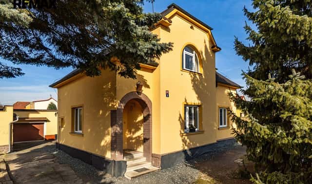 Prodej domu 163 m² s pozemkem 1 205 m², Revoluční, Šestajovice, okres Praha-východ
