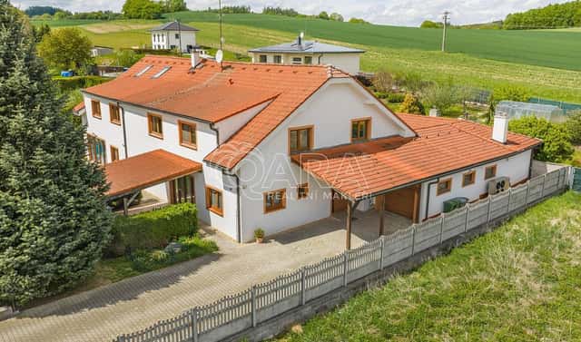 Prodej domu 362 m² s pozemkem 1 568 m², Třemblatská, Zvánovice, okres Praha-východ