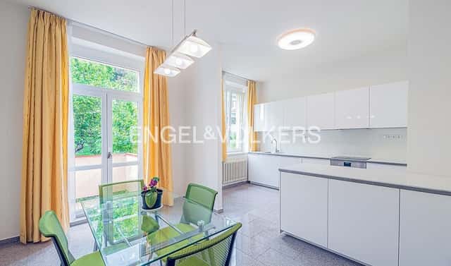 Pronájem bytu 4+1 149 m², Pomezní, Praha 8 – Libeň