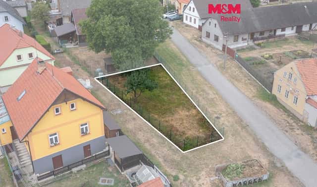 Prodej stavebního pozemku 248 m², Lhota pod Radčem, okres Rokycany