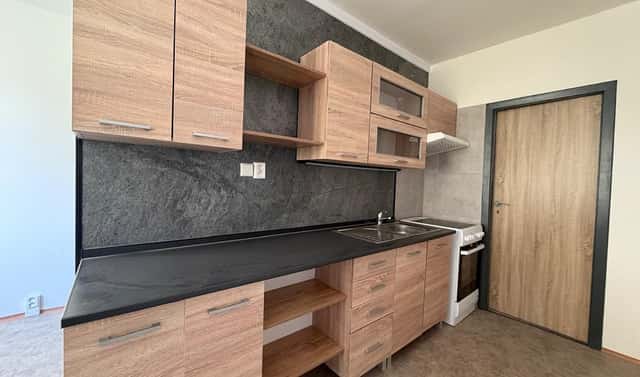 Prodej bytu 3+1 78 m², Generála Svobody, Jirkov, okres Chomutov