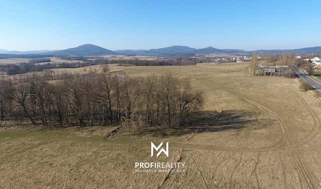 Prodej louky 21 131 m², Velký Valtinov, okres Česká Lípa