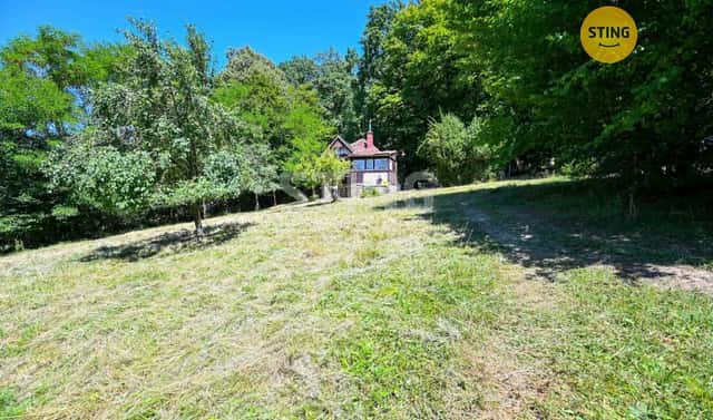 Prodej pozemku 833 m², Radějov, okres Hodonín