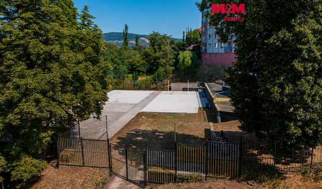 Prodej pozemku 1 706 m², Ústí nad Labem