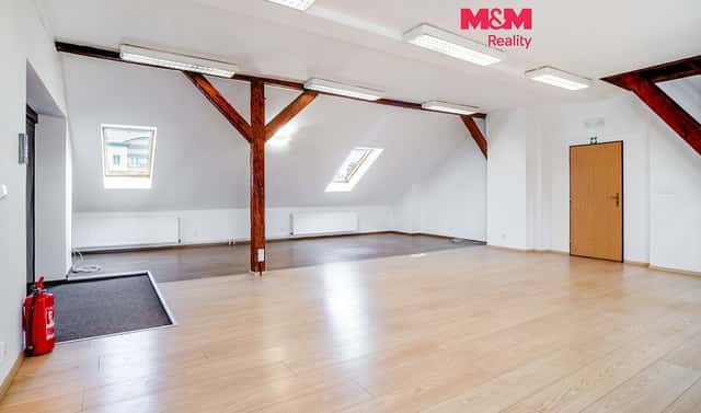 Pronájem kanceláře 104 m², Hrnčířská, Česká Lípa