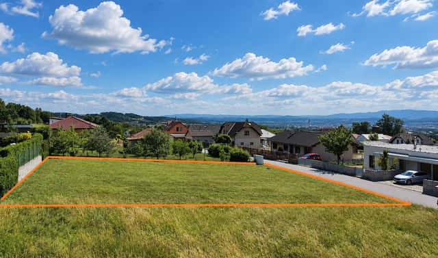 Prodej stavebního pozemku 818 m², Adamov, okres České Budějovice