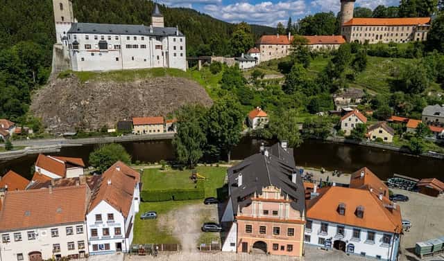Prodej ubytovacího objektu 1 750 m², Rožmberk nad Vltavou, okres Český Krumlov