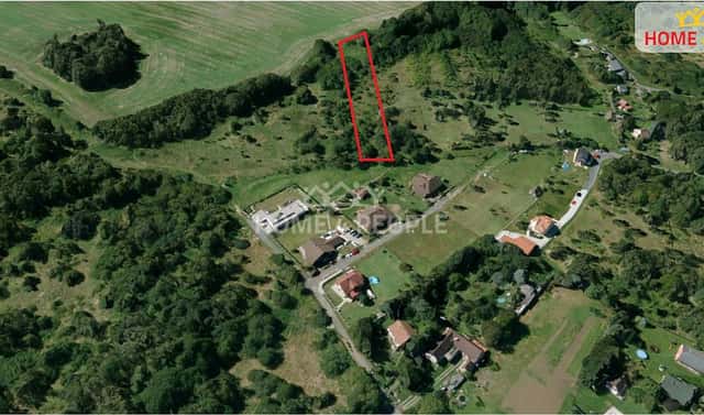 Prodej pozemku 2 614 m², Hradešín, okres Kolín