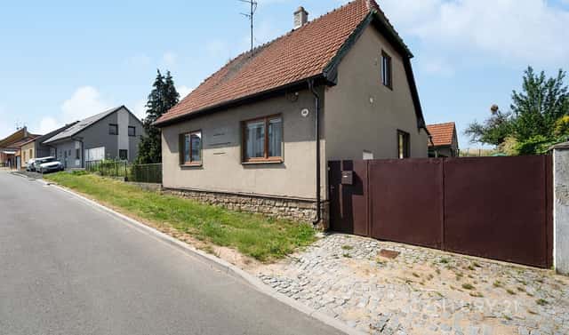Prodej domu 75 m² s pozemkem 724 m², Výhon, Babice u Rosic, okres Brno-venkov
