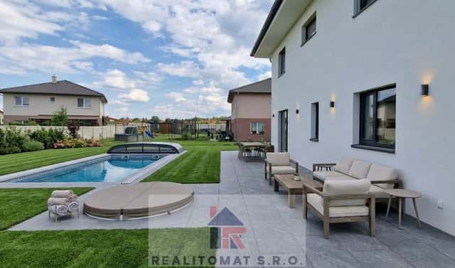 Prodej domu 190 m² s pozemkem 842 m², Polerady, okres Praha-východ