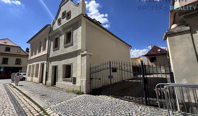 Pronájem domu 150 m² s pozemkem 135 m², Dvořákova, Žatec, okres Louny