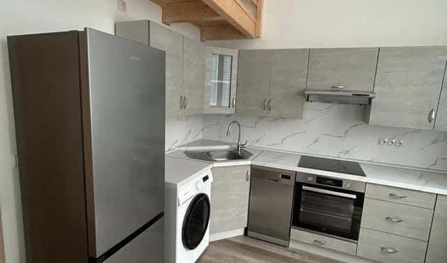 Pronájem bytu 1+kk 30 m², Myslbekova, Teplice