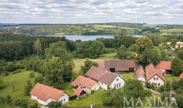 Prodej domu 147 m² s pozemkem 6 131 m², Dolní Kralovice – Střítež, okres Benešov