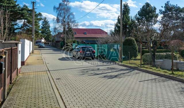 Prodej stavebního pozemku 710 m², Konečná, Libiš, okres Mělník