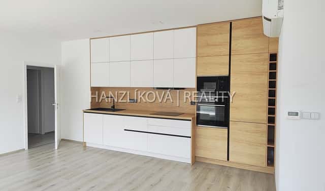 Pronájem bytu 3+kk 104 m², U Parku, Hluboká nad Vltavou, okres České Budějovice