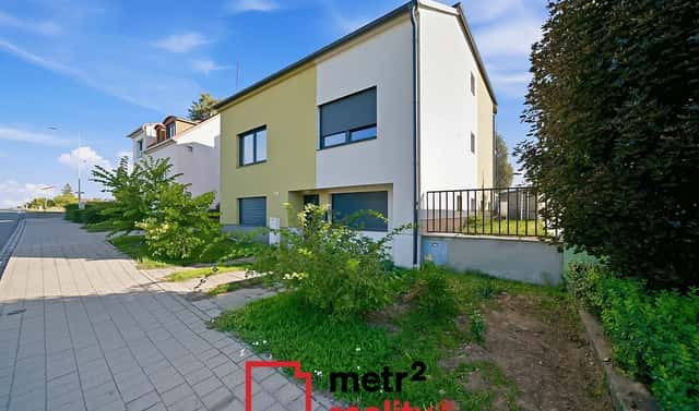Prodej domu 303 m² s pozemkem 954 m², Charváty, okres Olomouc