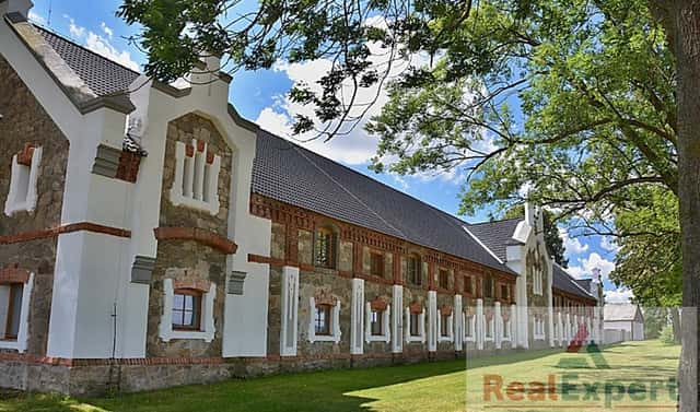 Prodej domu 3 277 m² s pozemkem 43 413 m², Bavorov – Čichtice, okres Strakonice