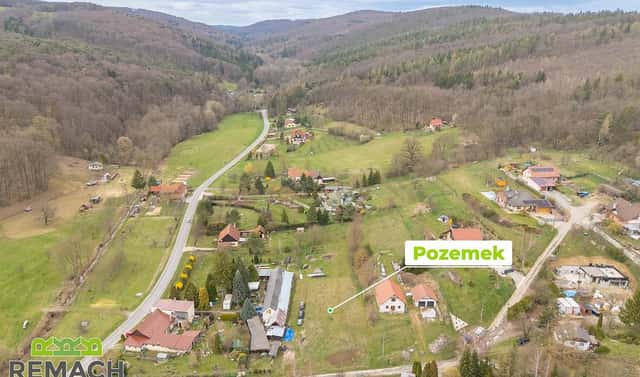 Prodej stavebního pozemku 1 359 m², Kudlovice, okres Uherské Hradiště