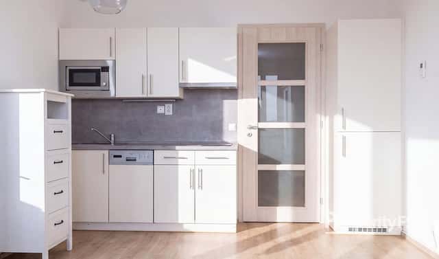 Prodej bytu 1+kk 33 m², Freyova, Praha 9 – Vysočany
