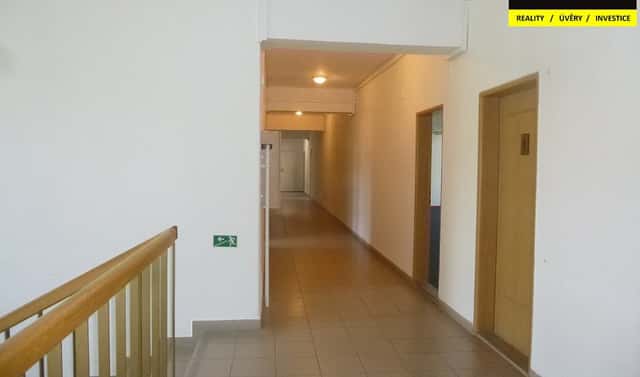 Pronájem kanceláře 342 m², Těšínská, Opava – Předměstí