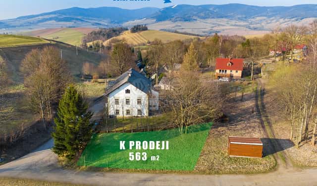 Prodej komerčního pozemku 563 m², Králíky – Dolní Hedeč, okres Ústí nad Orlicí