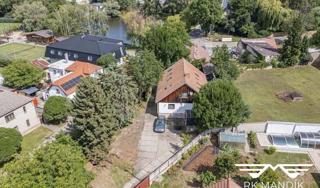 Prodej domu 212 m² s pozemkem 617 m², Nová Ves, okres Praha-východ