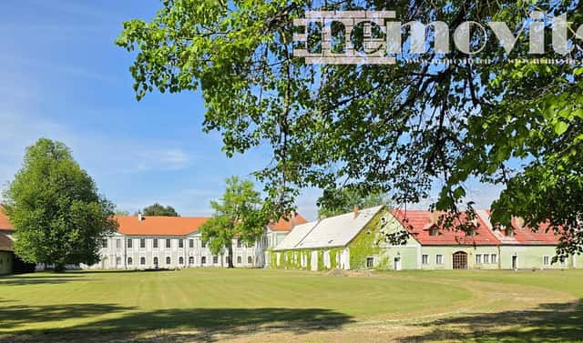 Prodej domu 11 429 m² s pozemkem 31 573 m², Hatín – Jemčina, okres Jindřichův Hradec