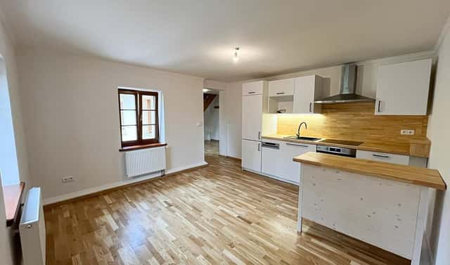 Prodej bytu 3+kk 87 m², Pod Hradištěm, Týnec nad Sázavou, okres Benešov