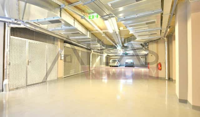 Pronájem garážového stání, Spálená ulice, Praha 1, Spálená, Praha 1 – Nové Město