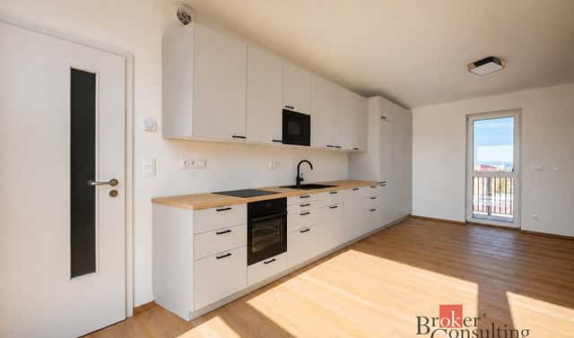 Pronájem bytu 2+kk 45 m², Zahradní, Plzeň – Východní Předměstí, okres Plzeň-město
