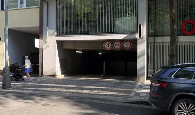 Pronájem garážového stání Praha 8, Karlín (Křižíkova), Křižíkova, Praha 8 – Karlín