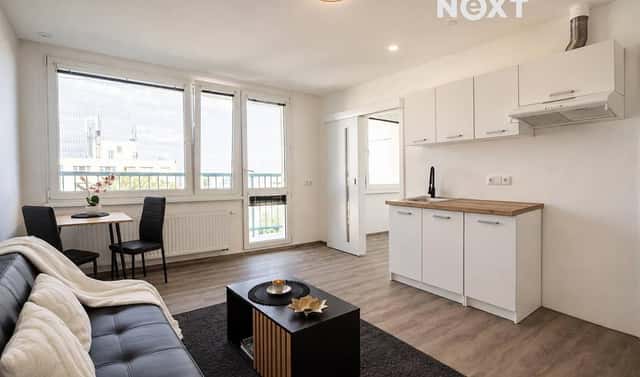 Prodej bytu 2+kk 32 m², Družby, Pardubice – Polabiny