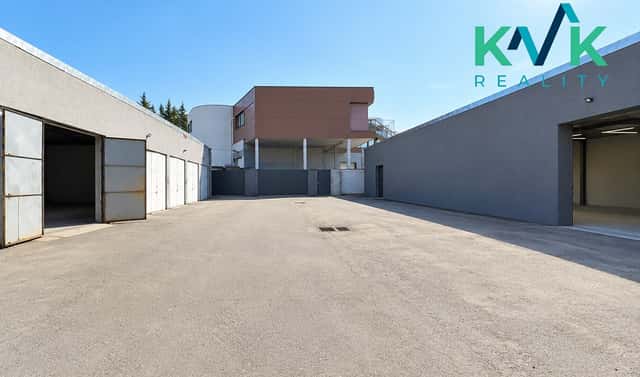 Pronájem skladovacích prostor 450 m², Chebská, Karlovy Vary – Dvory