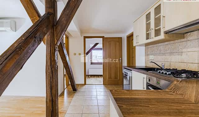 Prodej bytu 3+kk 100 m², Svahová, Karlovy Vary