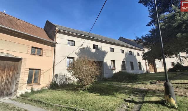 Prodej domu 536 m² s pozemkem 2 011 m², Tršice – Vacanovice, okres Olomouc