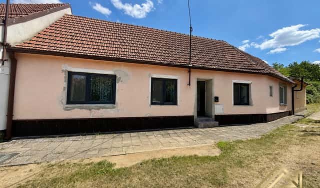 Prodej domu 95 m² s pozemkem 306 m², Jezeřany-Maršovice, okres Znojmo