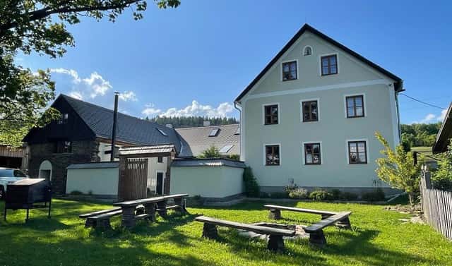 Prodej domu 472 m² s pozemkem 19 274 m², Malšín – Ostrov, okres Český Krumlov