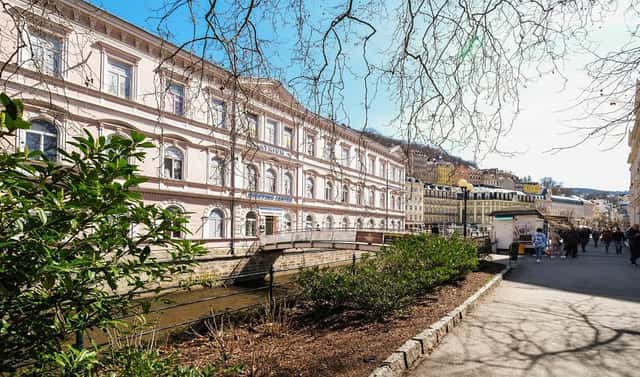 Pronájem obchodních prostor 13 m², Karla IV., Karlovy Vary