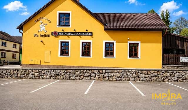 Prodej domu 430 m² s pozemkem 430 m², Hradecká, Nová Bystřice, okres Jindřichův Hradec