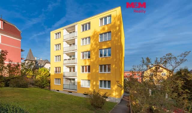 Pronájem bytu 2+kk 40 m², Vrchlického, Karlovy Vary – Drahovice