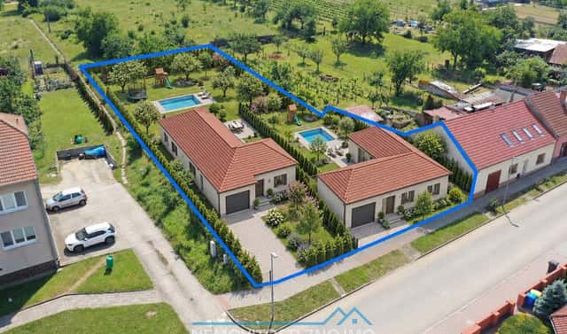 Prodej stavebního pozemku 1 670 m², Družstevní, Pavlov, okres Břeclav