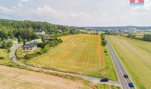 Prodej pole 8 729 m², Plzeň – Černice, okres Plzeň-město
