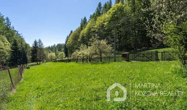 Prodej stavebního pozemku 2 552 m², Perštejn, okres Chomutov