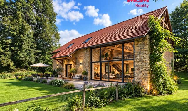 Prodej domu 750 m² s pozemkem 16 025 m², Kostelec nad Černými lesy, okres Praha-východ