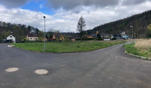 Prodej stavebního pozemku 1 200 m², Kyselka – Radošov, okres Karlovy Vary