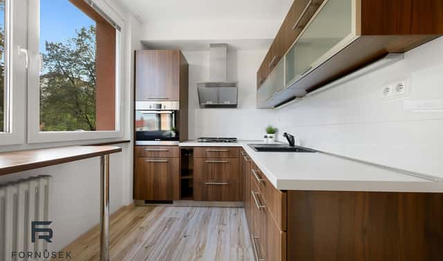 Pronájem bytu 3+1 75 m², Na Rybníku, Uherské Hradiště
