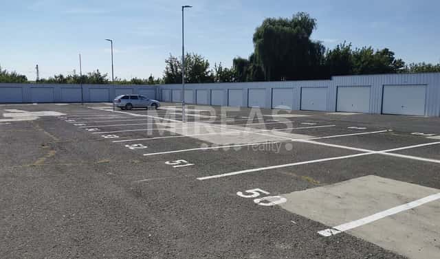 Milovice - pronájem parkovacího stání 15 m2, okr. Nymburk, Italská, Milovice – Mladá, okres Nymburk