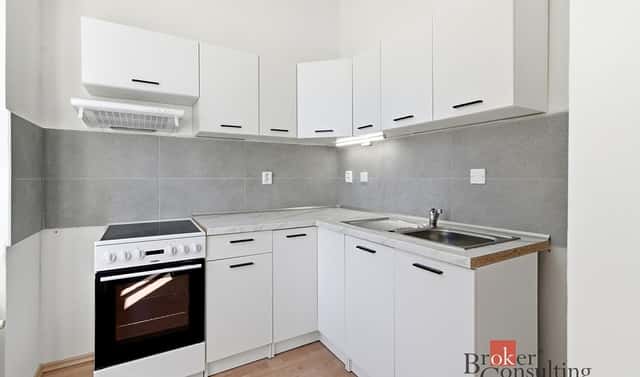 Pronájem bytu 1+kk 42 m², Příkrá, Děčín – Děčín II-Nové Město