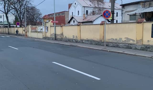 Pronájem stání pro os. automobily s možností nabíjení elektromobilu, Drážďanská, Ústí nad Labem – Krásné Březno